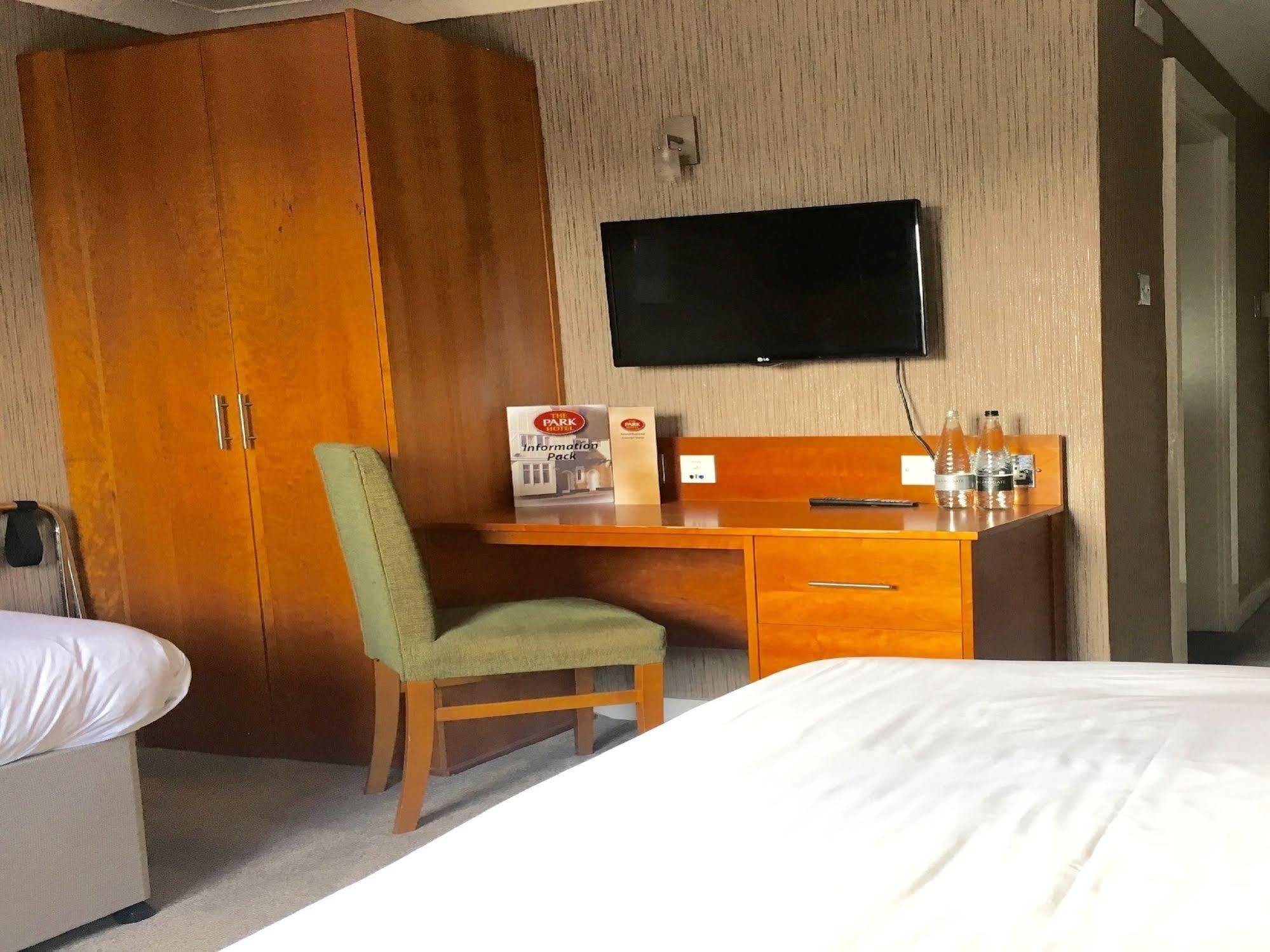 The Park Hotel Sefton Экстерьер фото